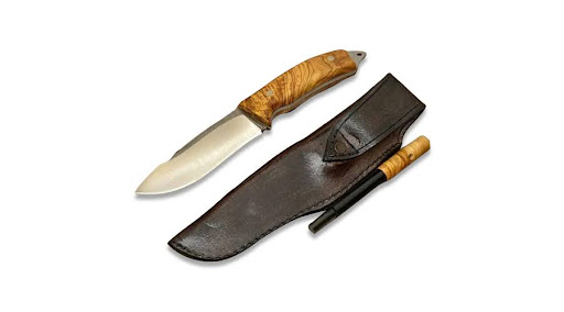 Damascus knives are renowned for their unique beauty and exceptional performance. Originating from ancient Middle Eastern blacksmithing techniques, these knives are crafted by layering and folding different types of steel to create a distinctive, wavy pattern.